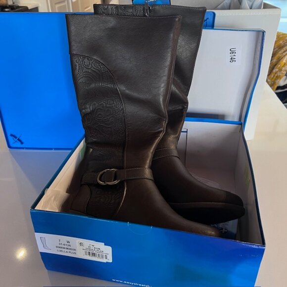 Easy Street Luella Plus Wide Calf Riding Boots Brown Embossed Knee-High Boots 7W - Picture 4 of 9